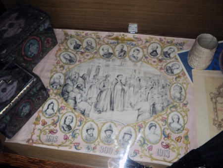 Livadiyskiy palace, antique, subjects of the old fellow, museum exhibitsのeditorial素材