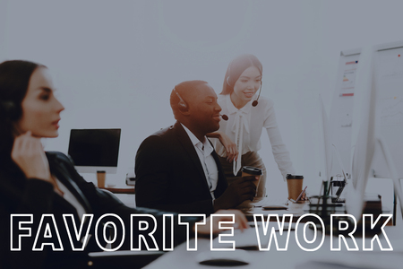 Asian Girl. Call Centre. Black Man. Women Operator. Call Centre Workpalce. Office Workplace. Young Lady Manager. Customer Service. Coffee Help. Favorite Work. Smilling Office Employees.の写真素材