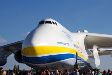 KYIV, UKRAINE - SEPTEMBER 29: World biggest plane Antonov An-225 Mriya (Dream) during 8th International Aviation Salon AVIASVIT-XXI;September  29, 2012 in Kyiv, Gostomel Airfield, Ukraineのeditorial素材
