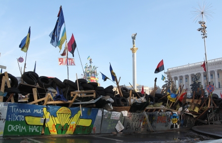 KIEV, UKRAINE - DECEMBER 24: Anti-governmental and pro-European integration protests on December 24, 2013 in Kiev, Ukraineのeditorial素材