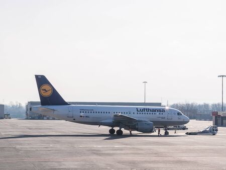 BOLOGNA, ITALY â FEB 18: Lufthansa plane waiting at the Bologna airportのeditorial素材