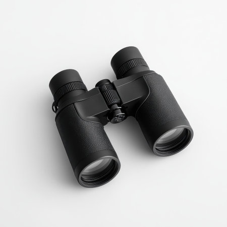 These binoculars feature a sleek matte black finish, perfect for wildlife viewing, hiking, or birdwatching. A reliable tool for outdoor enthusiasts who appreciate quality optics.の素材