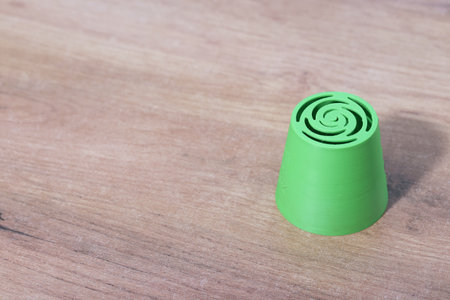 Pastry tip for making marshmallow flowers. Marshmallow tip for pastry bag. Made of plastic. Green in...