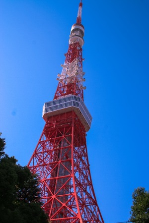 Famous television Tokyo tower in the blue skyのeditorial素材