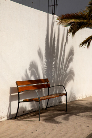 Empty wooden benchの写真素材
