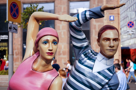 Sculpture of dancers performing retro dance.の写真素材