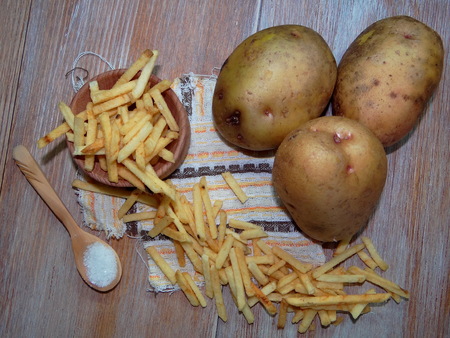 potato chipsの写真素材
