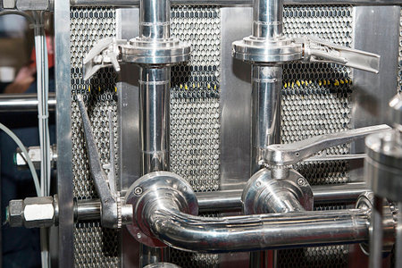Dairy production. Apparatus for bottling milk products