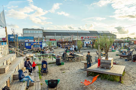 Copenhagen. Denmark. 12. September. 2021. Reffen Street Food Market. People are resting in beautiful street cafes. Landmarks of Copenhagen. Denmark. Recreation Travelのeditorial素材
