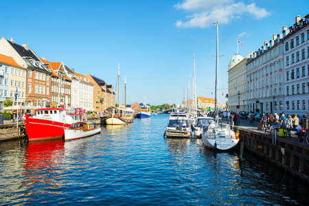 Copenhagen, Denmark - July 7, 2018. Streets of Copenhagen. Beautiful colorful houses on the canal. Nyhaven. City landscape. Architecture Travelsのeditorial素材