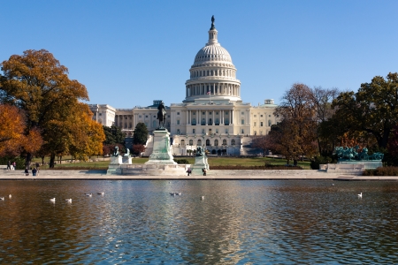 The photo shows the Capitol in Washington, DCの写真素材