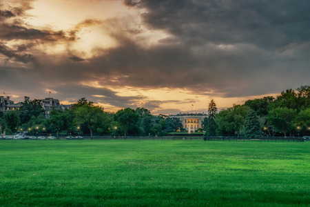 WASHINGTON DC, USA: The White House is the official residence of the President of the United States. The residence was designed by architect James Hoban in the Neoclassical style.のeditorial素材