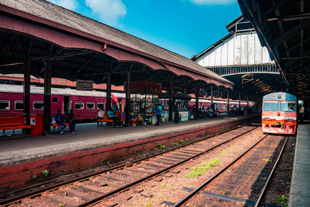 COGGALLA, SRI LANKA - April, 2016: sri lanka unknown people life. Casual photo of life on Sri Lanka.のeditorial素材