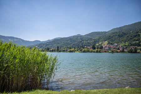 View of the lake in the Swiss Alps, near Schwandorfの写真素材