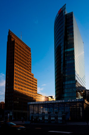 Canary Wharf business district. Canary Wharf is a major business district in London.の写真素材