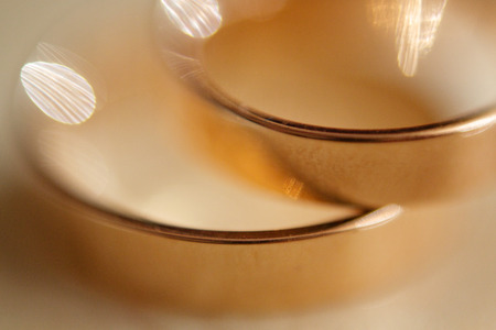 Wedding rings close upの写真素材