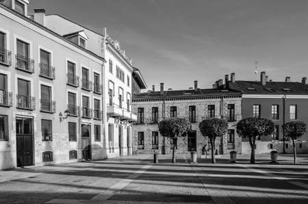 PALENCIA, SPAIN - MARCH 24, 2016: Urban landscape, view of the cathedral square of Palencia (Castile and Leon), Spainのeditorial素材