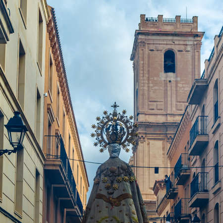 ELCHE, SPAIN - DECEMBER 29, 2018: Religious procession during the Feast of the Coming of the Virgin ("Fiestas de la Venida de la Virgen"), a local holiday in the city of Elche, Alicante province, Spainのeditorial素材