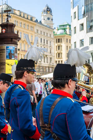 VIENNA, AUSTRIA - SEPTEMBER 1, 2013: Street orchestra playing classical music in Vienna, Austriaのeditorial素材