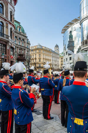 VIENNA, AUSTRIA - SEPTEMBER 1, 2013: Street orchestra playing classical music in Vienna, Austriaのeditorial素材
