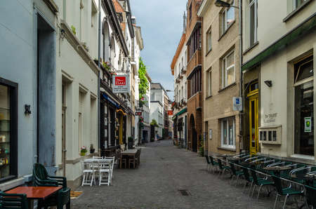 ANTWERP, BELGIUM - AUGUST 22, 2013: Urban scene in Antwerp, Flanders, Belgiumのeditorial素材