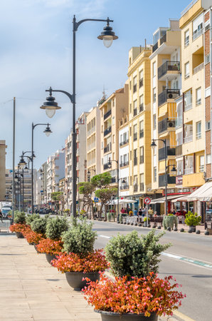 ESTEPONA, SPAIN - OCTOBER 12, 2021: Streets in Estepona, typical Andalusian town on the Costa del Sol, Malaga province, southern Spainのeditorial素材
