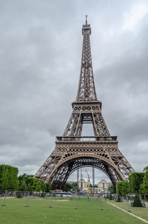 View of the Eiffel Tower in Paris, France, from the Champs de Marsの写真素材