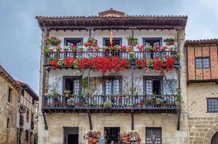 SANTILLANA DEL MAR, SPAIN - MAY 2, 2014: View of streets in the village of Santillana del Mar, Cantabria, northern Spainのeditorial素材