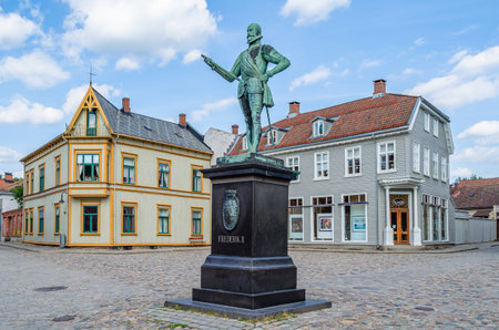 FREDRIKSTAD, NORWAY - JULY 11, 2014: Statue in Fredrikstad, Norway, of the town founder, King Fredrik II, made by Wilhelm Rasmussen in 1917のeditorial素材