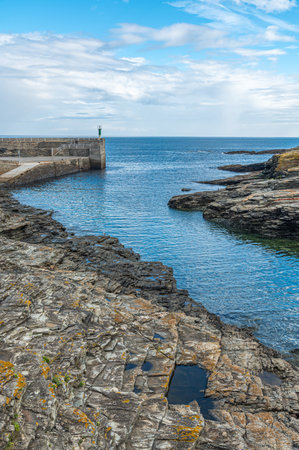 Seascape on the shores of the Cantabrian Sea in the village of Rinlo, Lugo province, Galicia,...