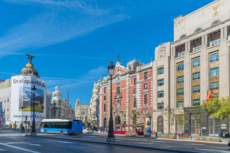 MADRID, SPAIN - NOVEMBER 6, 2022: View of the intersection of Alcala and Gran Via streets in the center of Madrid, Spainのeditorial素材