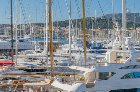 PALMA, SPAIN - JANUARY 11, 2015: View of the marina of Palma, Mallorca, Balearic Islands, Spainのeditorial素材
