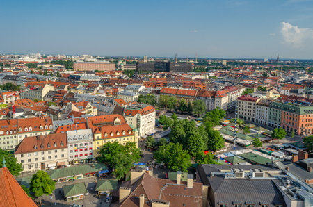 MUNCHEN, GERMANY - JULY 4, 2015: Aerial view of the old town of Munich, Bavaria, Germanyのeditorial素材