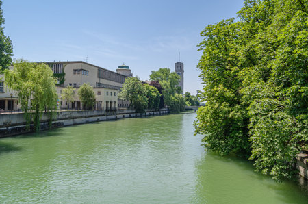 MUNCHEN, GERMANY - JULY 4, 2015: The Deutsches Museum (German Museum) in Munich, Germany, is the world's largest museum of science and technology, was founded in 1903のeditorial素材