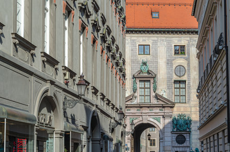 MUNCHEN, GERMANY - JULY 4, 2015: Urban scene, architecture in the old town of Munich, Germanyのeditorial素材