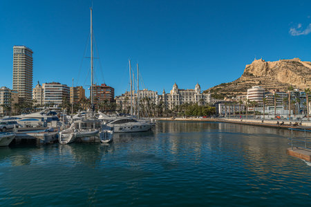 ALICANTE, SPAIN - JANUARY 18, 2023: Cityscape of the Mediterranean town of Alicante, Spain, seen from the seafrontのeditorial素材