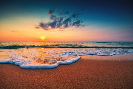 Beautiful cloudscape over the sea, sunrise shot
の写真素材