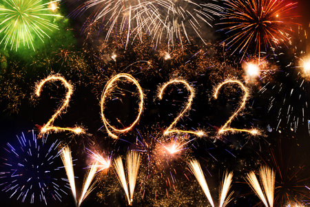 2022 made with sparklers on black backgroundの写真素材