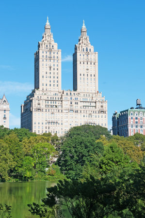 San Remo building and pond Central Park, New York Cityのeditorial素材