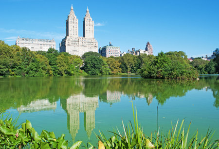 San Remo building reflected in a pond, Central Park, New York Cityのeditorial素材