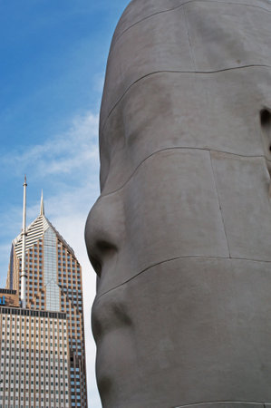 Chicago skyline and sculpture by Jaume Plensa, Millennium Park on September 23, 2014のeditorial素材