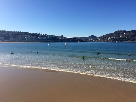 Donostia-San Sebastian, Basque Country, City, Spain. The beach of La Concha from the pier, panoramic view. 28/01/2017のeditorial素材