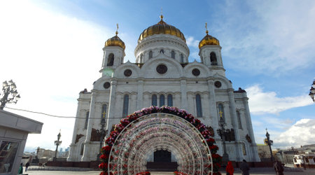 Panoramic view of the Cathedral of Christ the Savior and Patriarch Bridge, Moscow, Russia. April, 24, 2017のeditorial素材