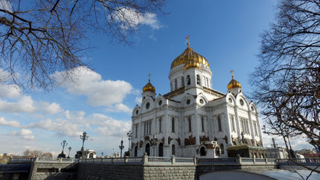 Panoramic view of the Cathedral of Christ the Savior and Patriarch Bridge, Moscow, Russia. April, 24, 2017のeditorial素材