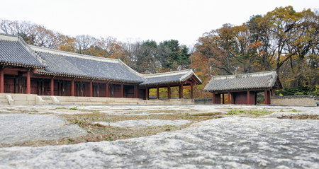 Jongmyo Royal Shrine in Seoul, South Korea. This is the supreme shrine of the state where the tablets of royal ancestors are enshrined. It is an Unesco World Heritage Site.のeditorial素材