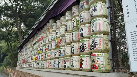 Meiji Shrine sake displayの素材