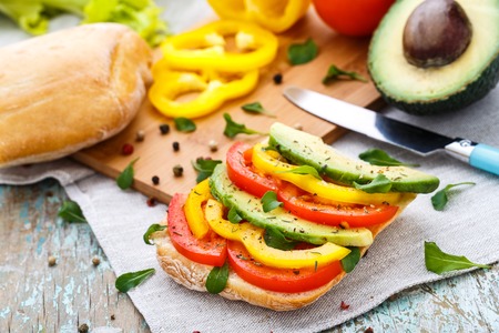 Avocado sandwich
