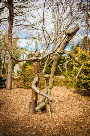 Hamilton, NJ / USA: 3/28/2015 - Dancers at Grounds for sculptures art center parkのeditorial素材