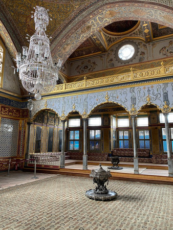 ISTANBUL, Turkey - 12/20/2020: Harem Throne Room / Imperial Hall of the SULTANS in the TOPKAPI PALACE.のeditorial素材
