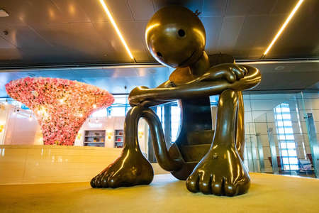 Hamad Airport, Quatar - July 9, 2021: Whimsical Bronze Sculptures Turn Airport into Interactive Playgroundのeditorial素材